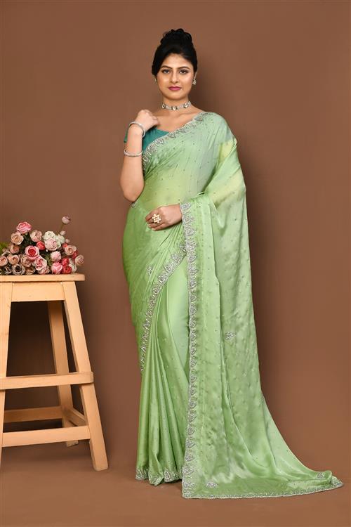 https://media.vinhemfashion.com/Images/FancytouchVol1VLS62UA9OC3I7WK/image/designer